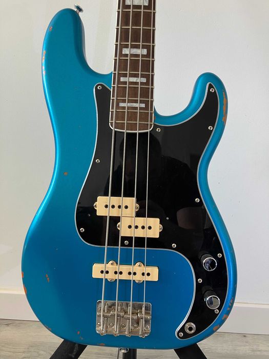 gitara basowa BUZZ HORNET PJ precission Bass