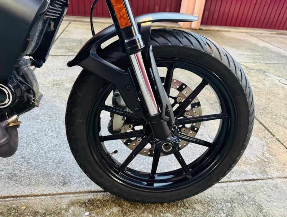 Ducati scrambler 800cc aceito propost par vend ou troc aceito retoma carro ou mota mesmo avariado ou acidentado