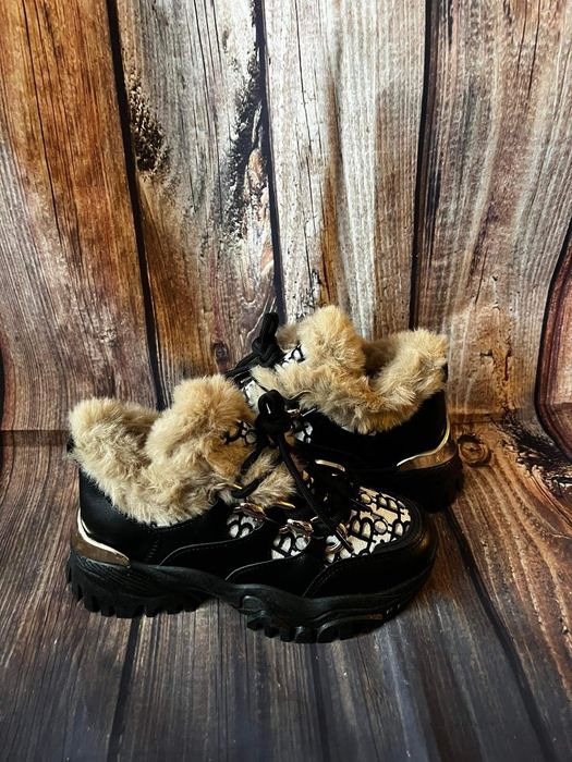 Buty damskie ocieplane nowe kremowe lub czarne