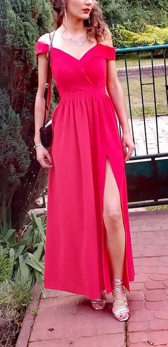 Piękna suknia z długim rozcięciem, rozm. S