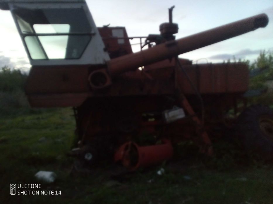 Продам комбайн Нива 5