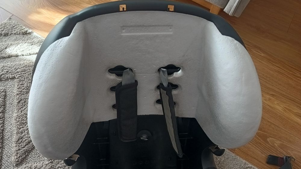Fotelik  samochodowy Maxi Cosi priori 9-18kg ( 1-4lata).