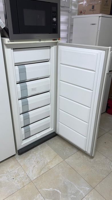 Морозильна камера з Німеччини