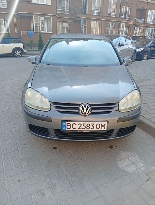 Volkswagen golf 5