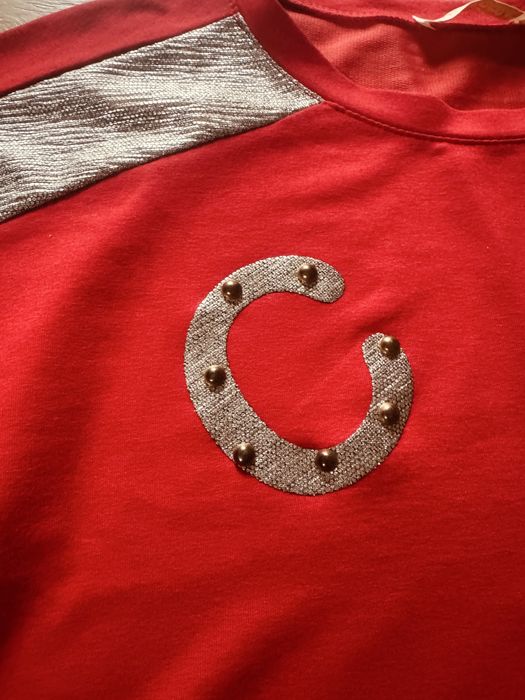 Tunika czerwona zlote aplikacje, dżety, kieszenie