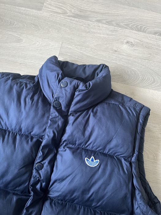 Granatowy bezrękawnik Adidas