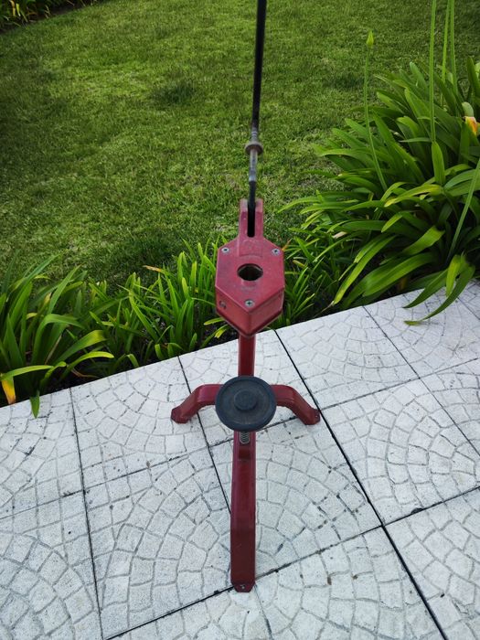 Máquina Manual Colocar Rolhas Garrafas