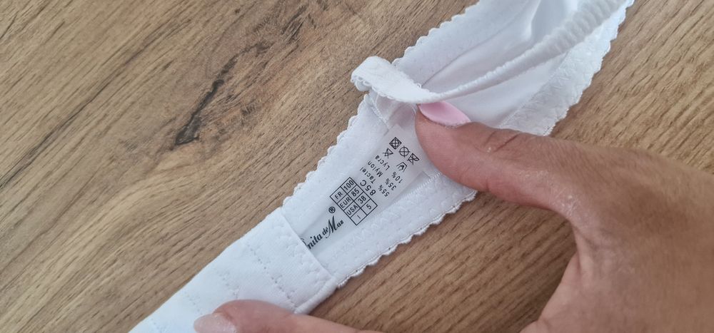 Бюстгальтер  белый  85С