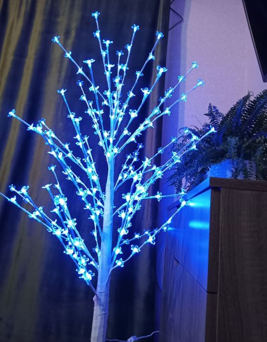 Новорічне декоративне світлодіодне дерево гірлянда Сакура 150см 250LED