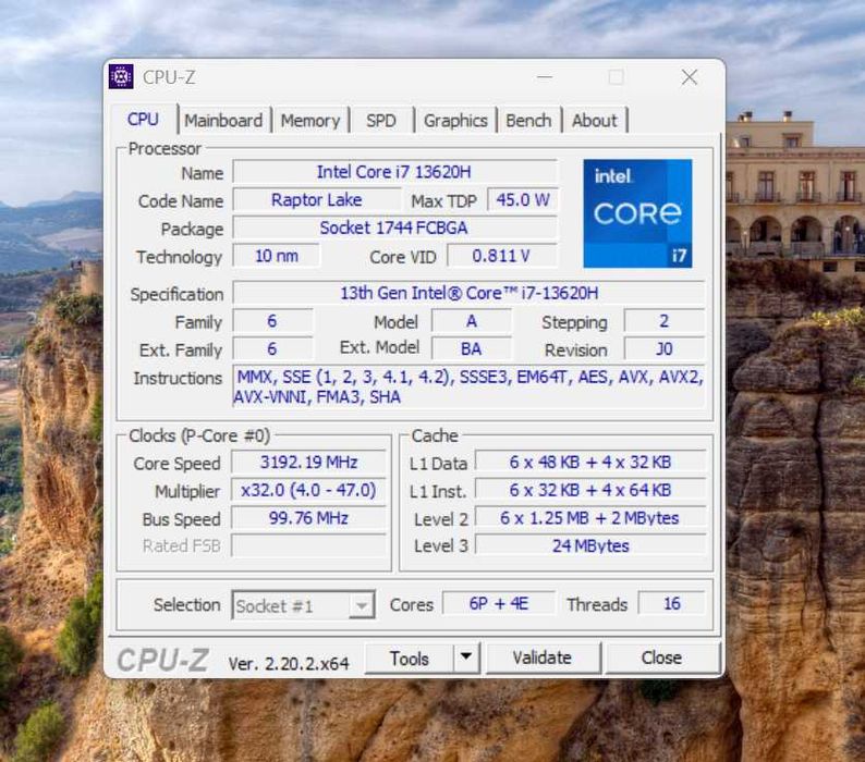 Portátil MSI Modern 14 H (i7 13ª Ger., 32GB RAM)