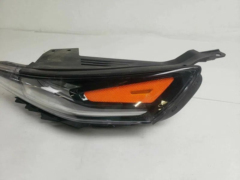 Hyundai Santa Fe 4 USA фара левая габарит дхо