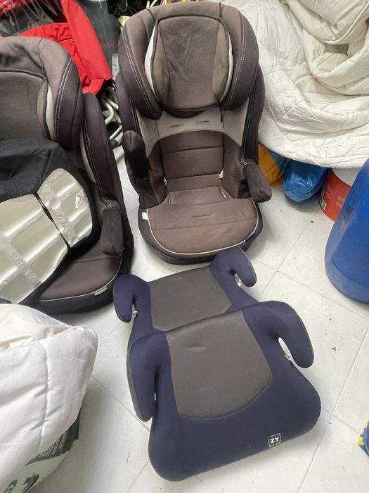 Vende-se Cadeiras Auto para Criança – Preço Negociável