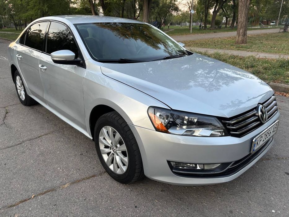 Продам Volkswagen Passat 2012 2.5л Автомат Бензин