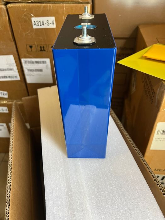 Продам нові LiFePO4 комірки EVE 314Ah Grade A

Комірки оригінальні, ви