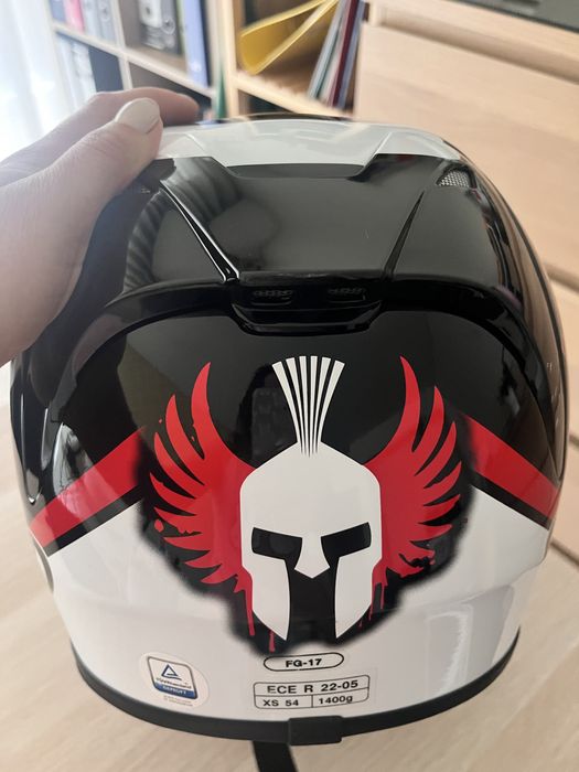 Capacete Novo em Excelente Estado