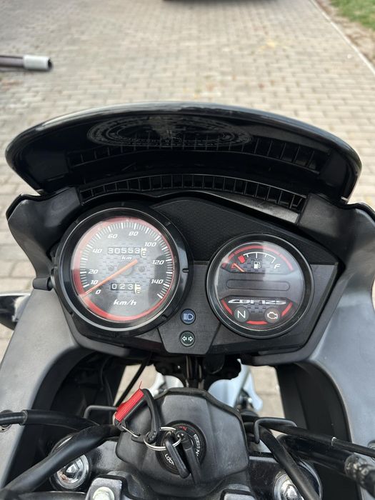 Продам Honda CBF125