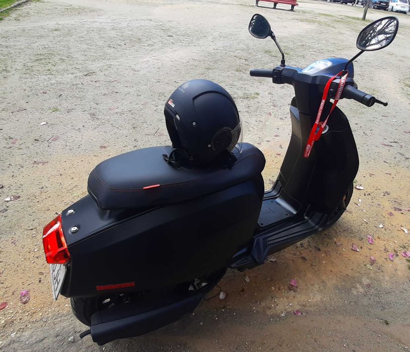 Lambretta V Special 125 como nova