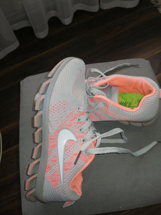 Adidasy Nike damskie rozmiar 36