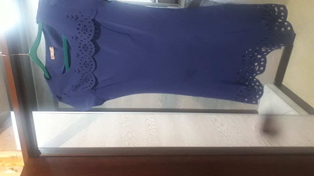 Синее нарядное платье