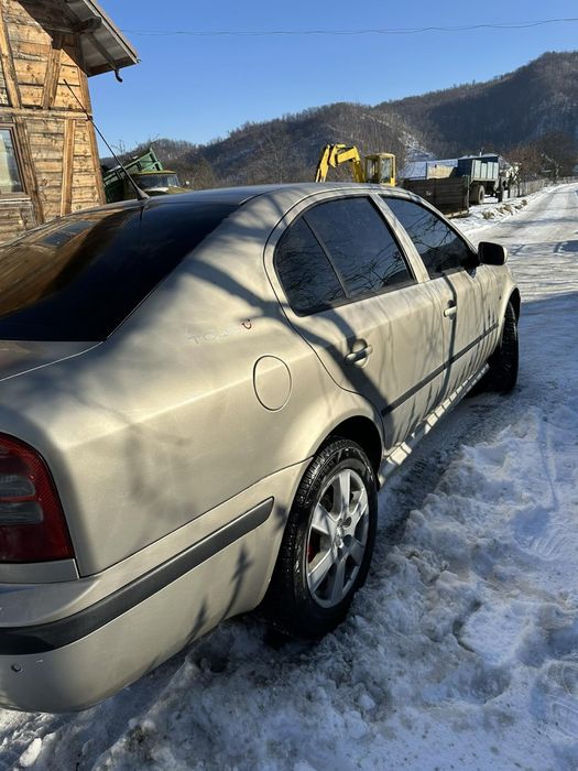 Продам Шкоду актавію тур