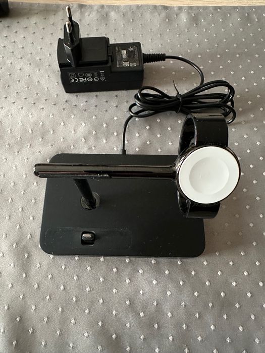 Belkin stacja ładująca iPhone + Apple Watch