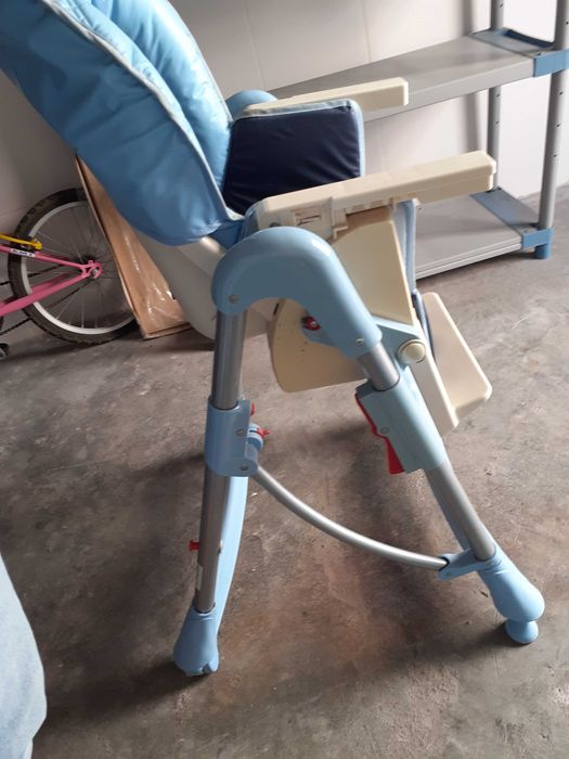 Cadeira de refeições