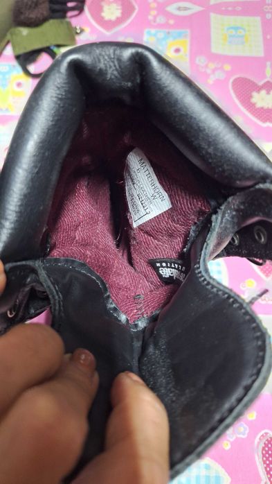 Botas Gore-Tex Pretas – 20€