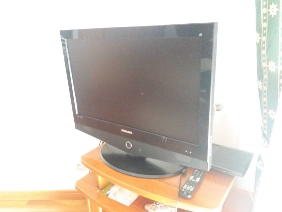 v plasma samsung 32”, sem controle remoto