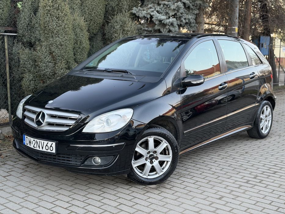 Mercedes-Benz B170