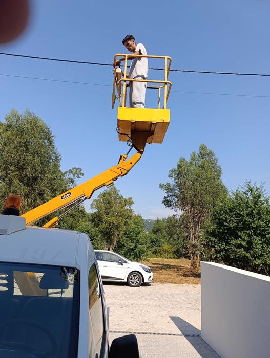 Aluga se Plataforma elevatória, Barquinhas mini giratória502255872492840963