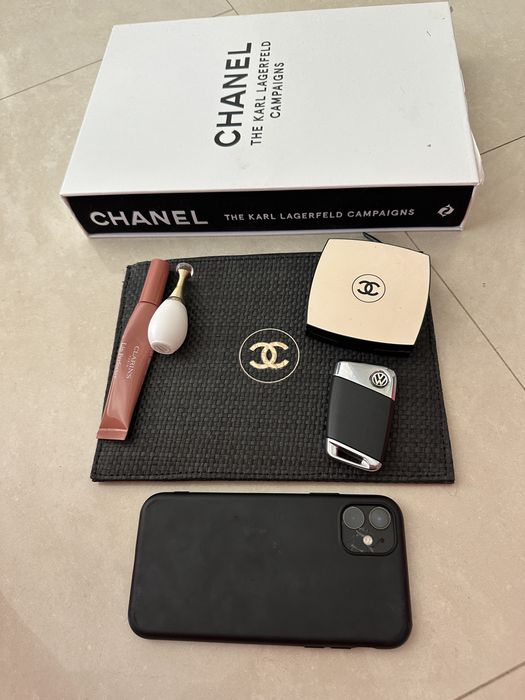Kosmetyczka styl raffia saszetka Chanel