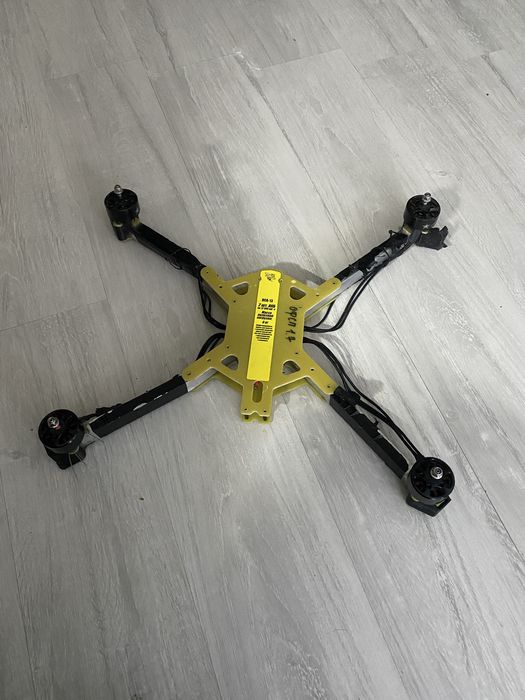 Продам дрон 13 дюймов