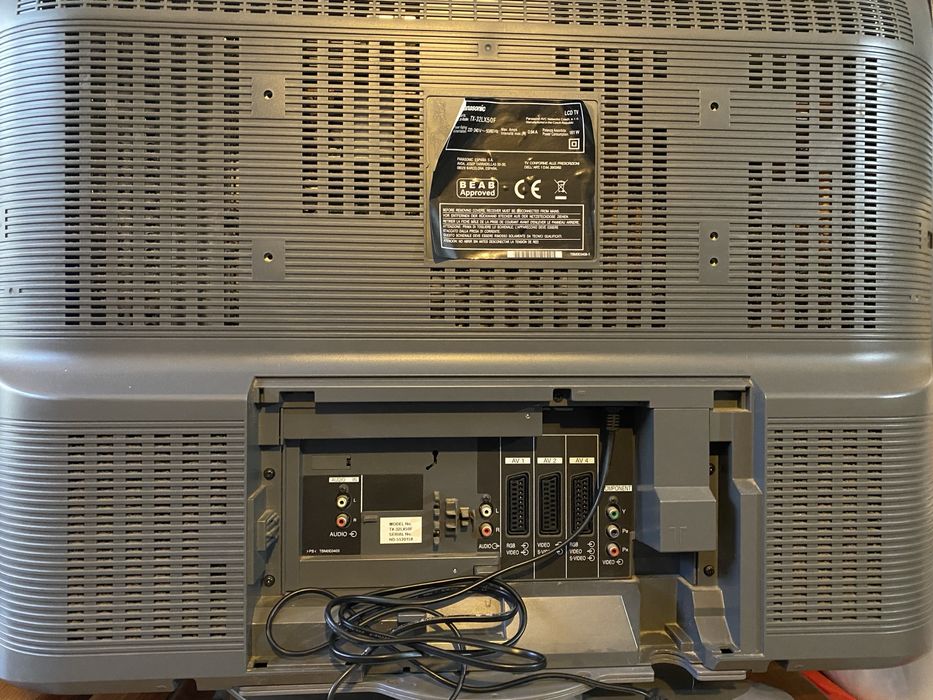 Tv LCD 32 polegadas Panasonic Viera TX-32LX50F