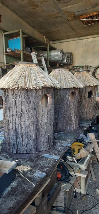 Будиночок для мандаринок, білок, птахів.