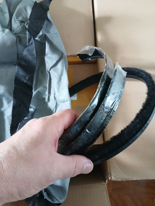 Щітки. Мішки.Жирафи подобово.