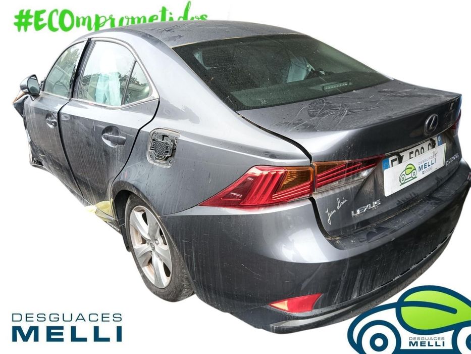 Grelha Arejadora Lexus Is