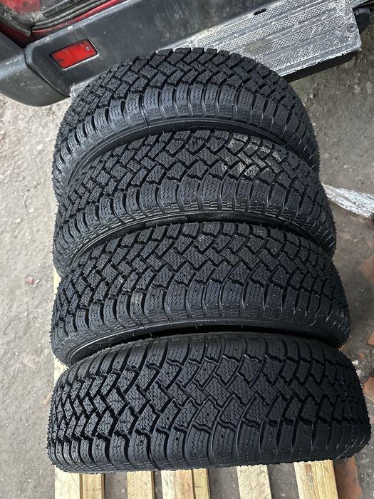 Шини зима сніг болото 195/65 R15