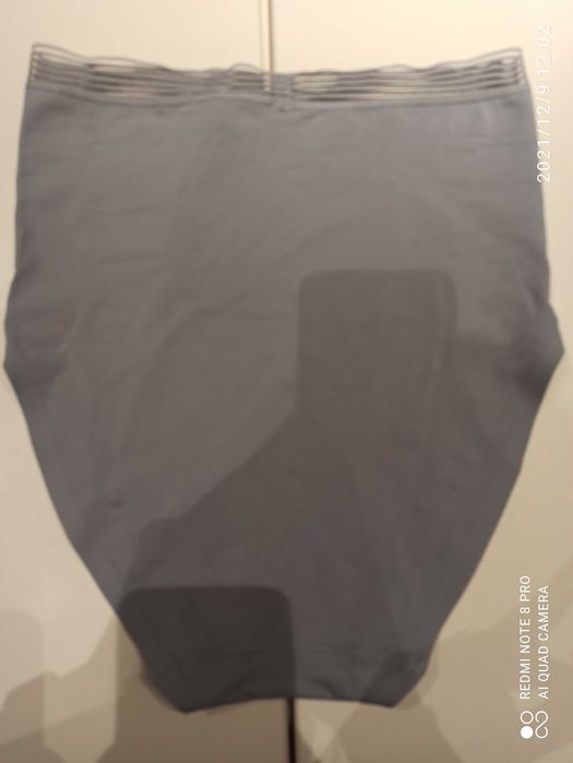 NOWE Z METKĄ! Majtki TRIUMPH Infinite Sensation Highwaist Panty r. S