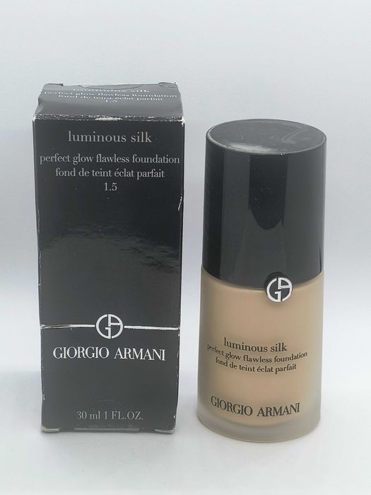 Rozświetlający podkład w płynie Giorgio Armani