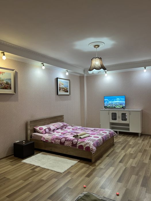 Здам подобово 2 кімнатну квартиру студія з видом на Дніпро та місто