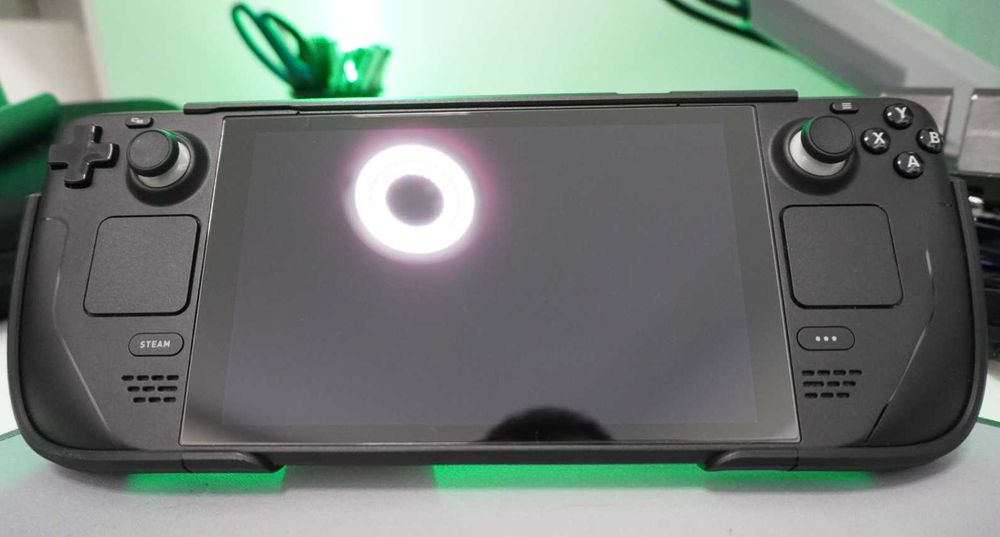 Steam Deck 64 GB + 512 GB + Akcesoria