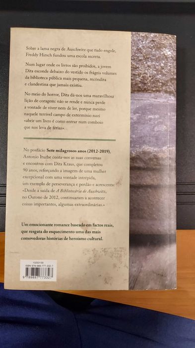 Livro A Bibliotecária de Auschwitz
