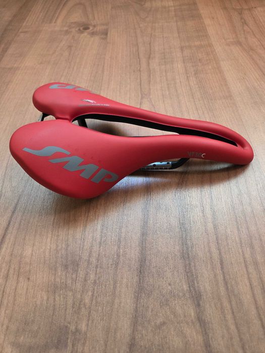 Selim Selle SMP VT30C Vermelho (Carbon Rail)