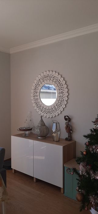 Espelho com rebordo madeira