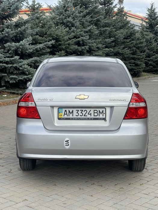 Chevrolet Aveo 1.5 автомат газ/бензин T250
