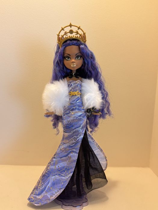 Коллекционная кукла Monster High Howliday Winter Edition Clawdeen Wolf (Полный комплект)