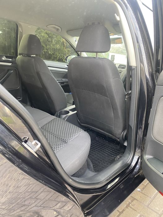 Продам автомобіль Volkswagen Golf 1,6 TDI(Автомат dsg7)