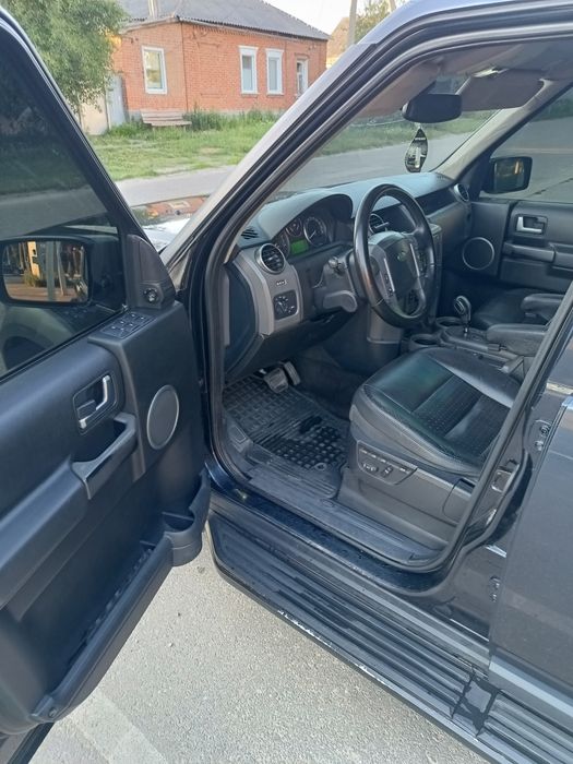 Land Rover Discovery 3 в хорошому стані
