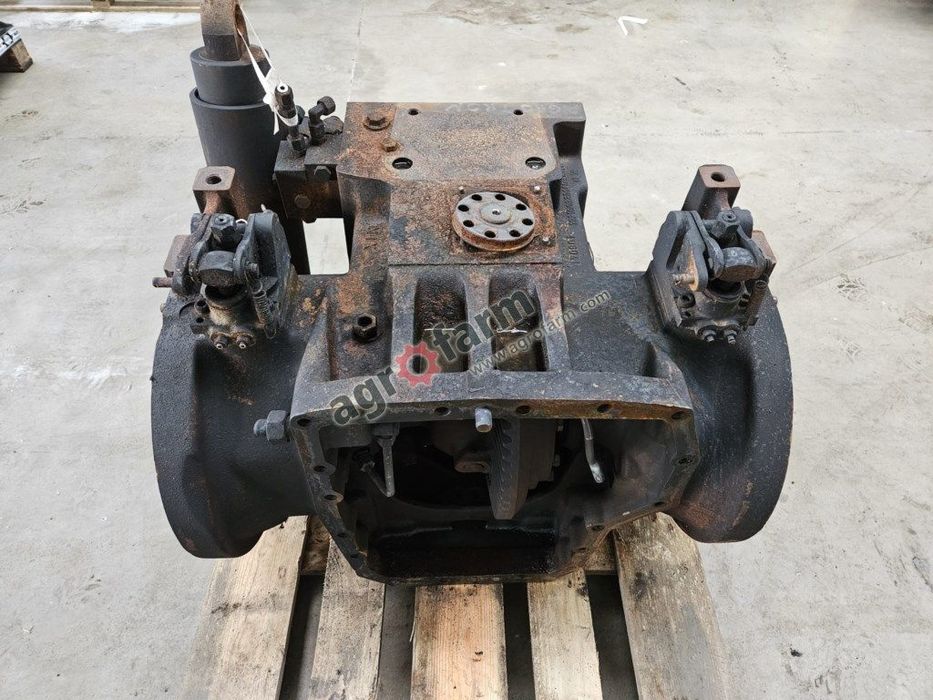 Tylny most Case CS 110 1331003301409