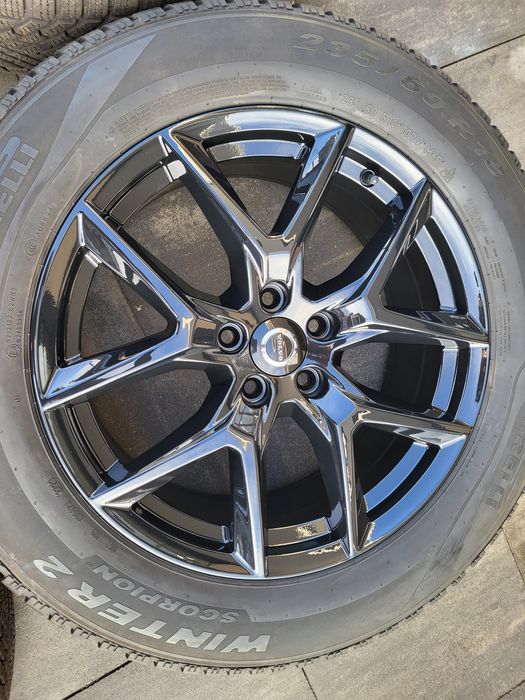 Koła zimowe 18 Volvo XC60 5x108 235/60R18 Pirelli  Winter  Scorpion